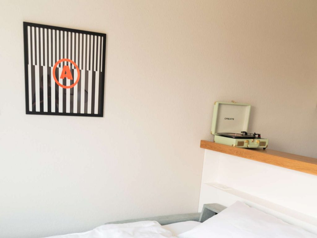 Musik, zwo, drei, vier ... im Standard Apartment in Hard am Bodensee