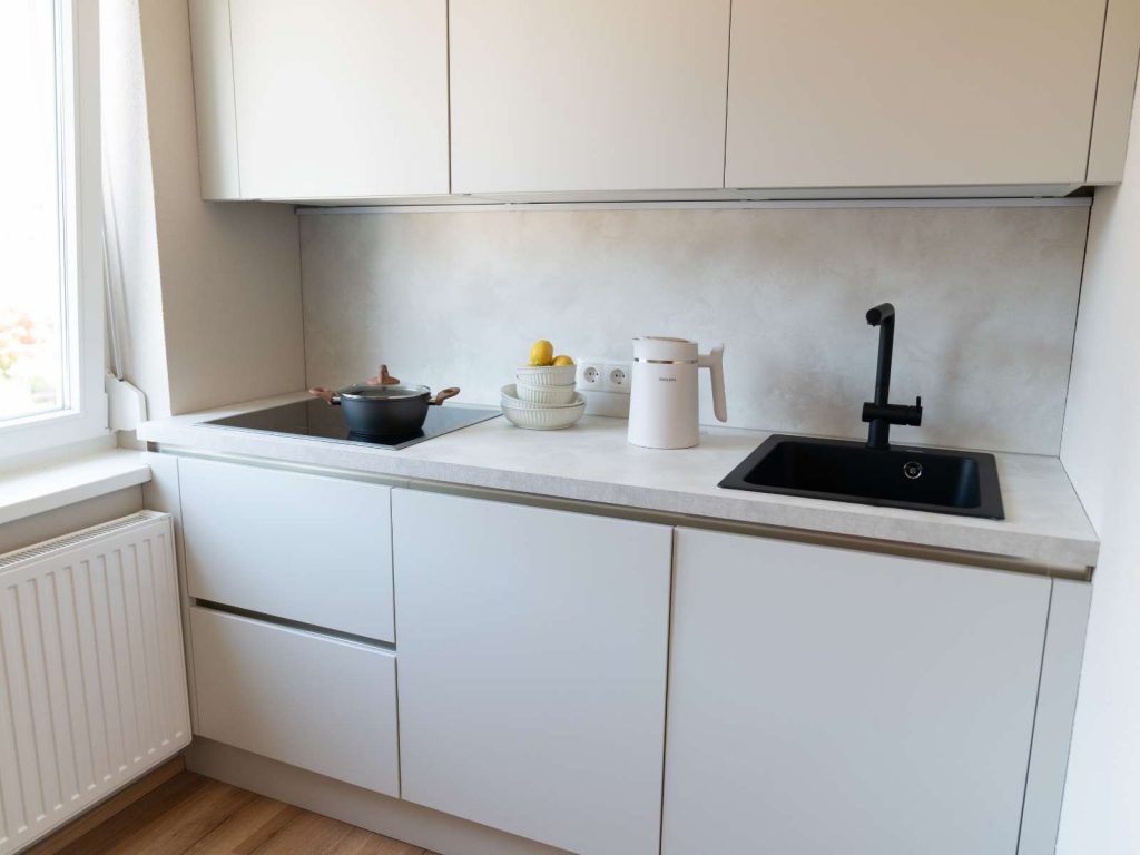 Küchenzeile im Standard Apartment in Hard am Bodensee